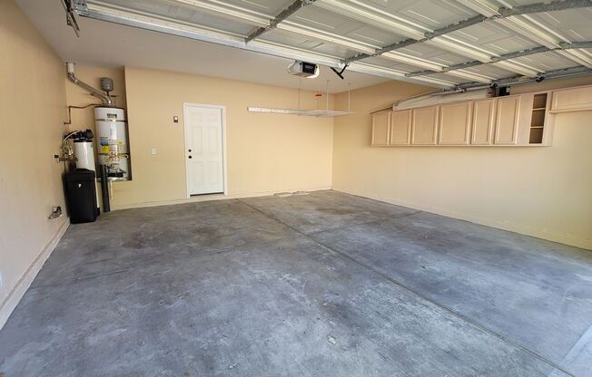 1109 Scenic Crest Dr // Seven Hills Townhome available for rent