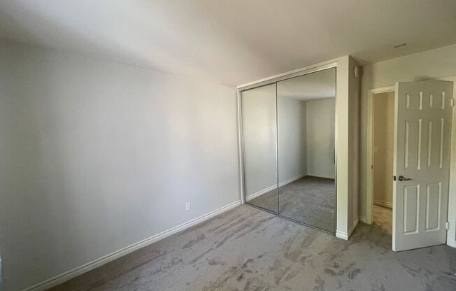 2 beds, 1 bath, $2,495, Unit Unit K205