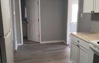 2 beds, 1 bath, $845