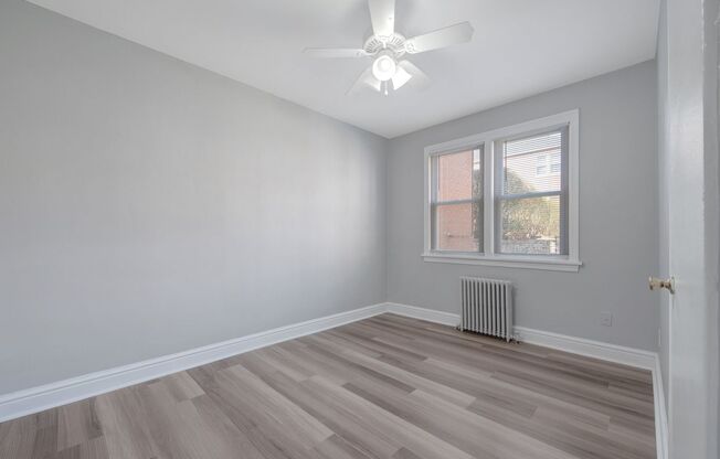 3 beds, 1 bath, 950 sqft, $1,295, Unit 619 Southcrest Drive #18