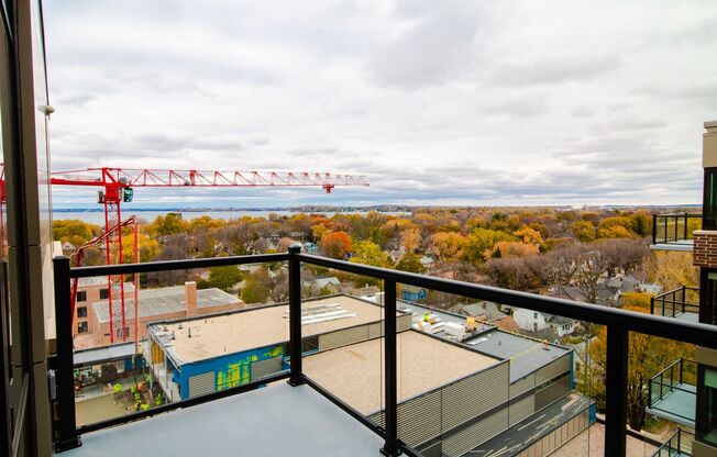 1 bed, 1 bath, 914 sqft, $1,975, Unit 806
