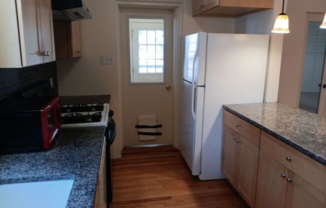 3 beds, 2 baths, $2,299