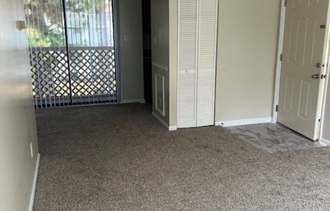 1 bed, 1 bath, 640 sqft, $980, Unit 175K