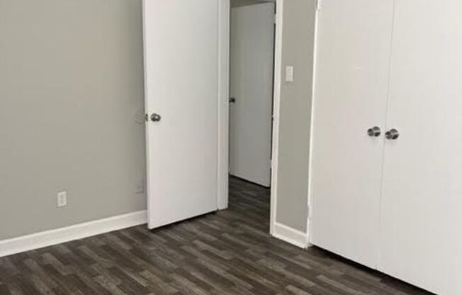 3 beds, 1 bath, $850