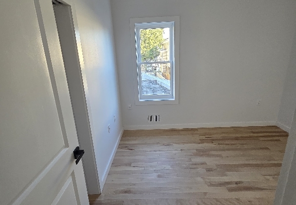 15 VOORHEES ST