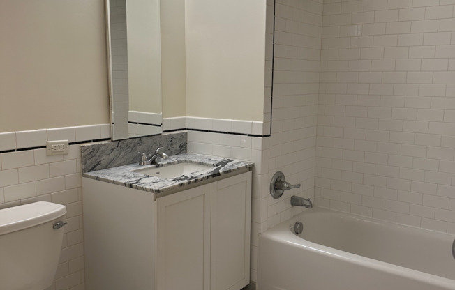 1 bed, 1 bath, $2,337, Unit 11E