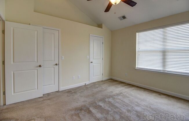 2 beds, 2.5 baths, 1,130 sqft, $1,800, Unit 3330