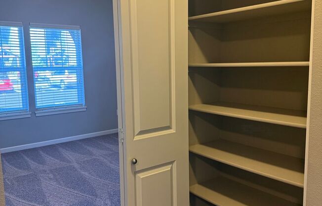2 beds, 2 baths, $1,725, Unit 136