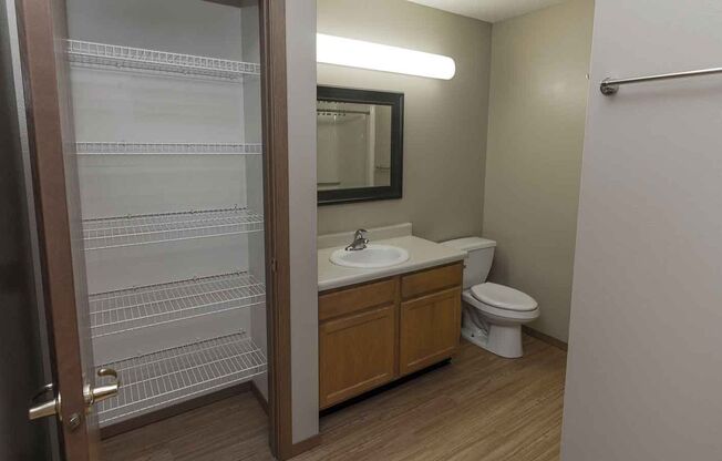 1 bed, 1 bath, 600 sqft, $800, Unit 316