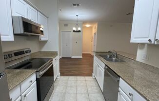 Available Now | First-Floor Condo with Washer & Dryer in Winter Garden