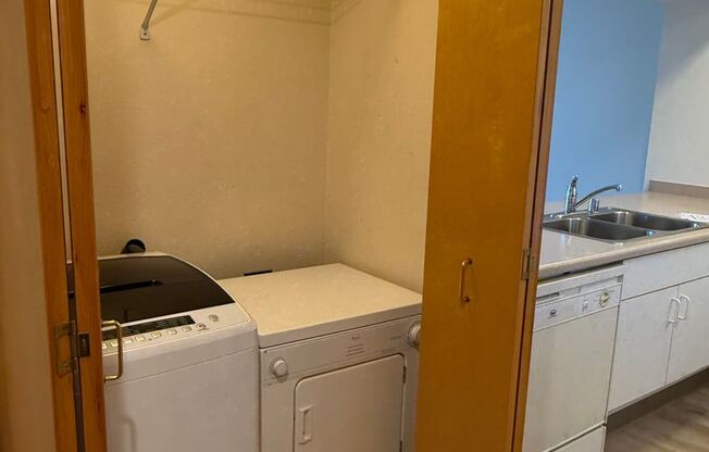 1 bed, 1 bath, 750 sqft, $1,300, Unit 306
