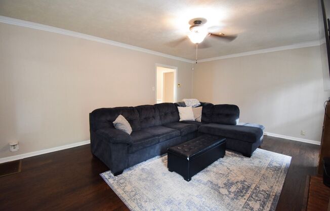 3 beds, 2 baths, $2,200