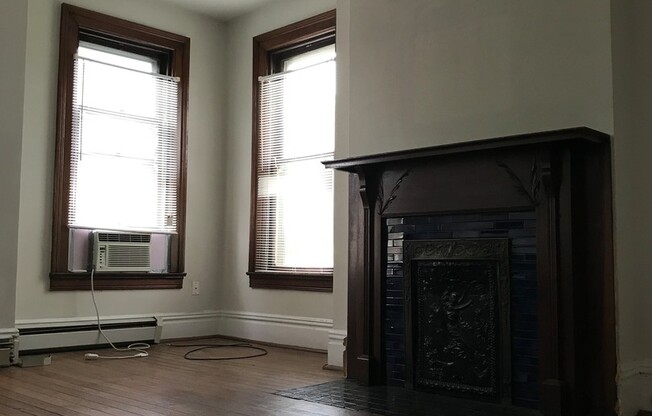 2 beds, 1 bath, $1,700