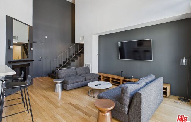 2 beds, 2 baths, 1,124 sqft, $6,100, Unit 205B