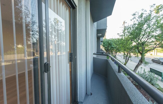 1 bed, 1 bath, 700 sqft, $1,667, Unit 301