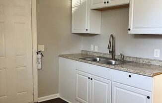 2 beds, 1 bath, 563 sqft, $1,025, Unit Unit A