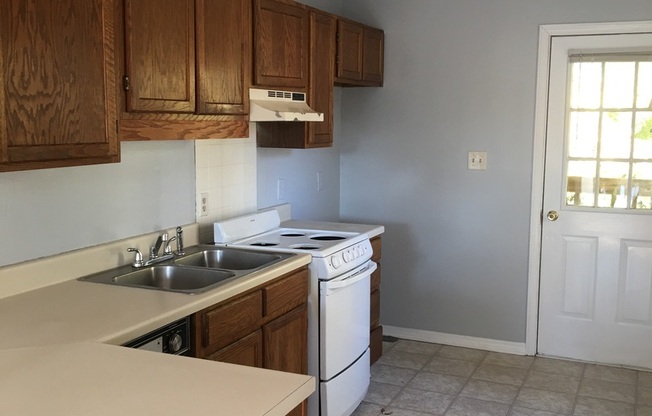 2 beds, 2 baths, 850 sqft, $1,495, Unit 6124 Spice Ridge Lane UNIT A