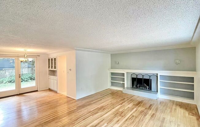 Spacious 5-Bedroom Home in Prime Location
