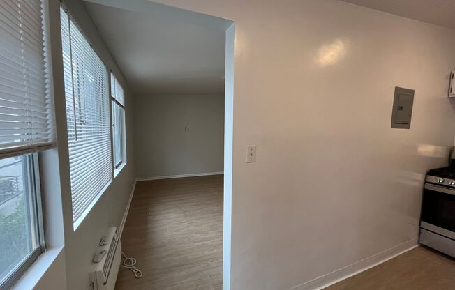 Studio, 1 bath, 615 sqft, $1,998, Unit 219