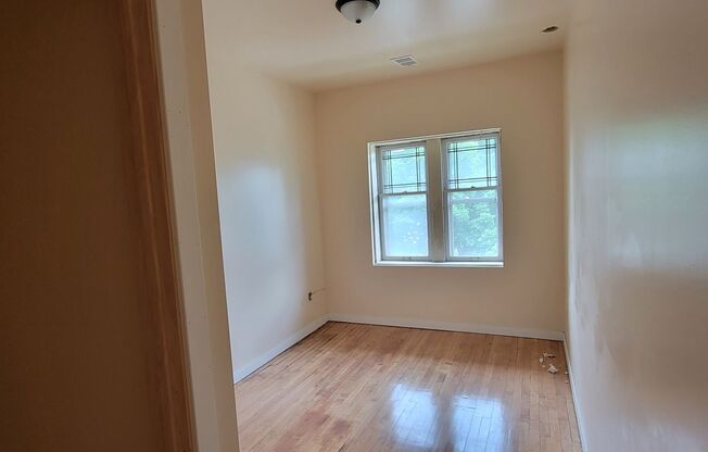 2804-2810 W Kilbourn Ave.