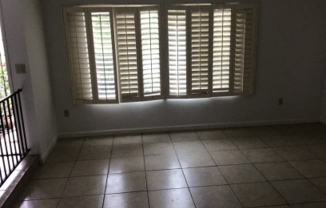 1647 SONORA DR