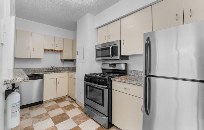 All Utilities Included! Bright Logan Circle 1BR/1BA Condo with Rooftop Views