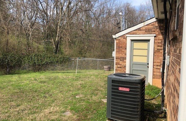 2 Bedroom in Time for Fall! $1450