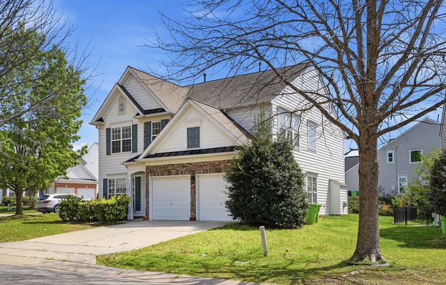 WAKEFIELD HOME WITH 4 BEDROOMS- GREAT HOME!