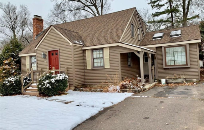 54 BRIARWOOD