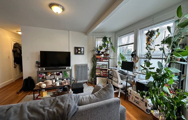 1 bed, 1 bath, 473 sqft, $2,150, Unit 107 Summer #110