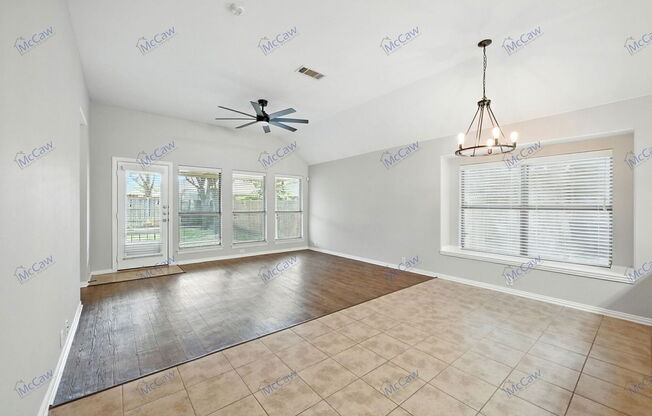 2217 KINGSDALE CT