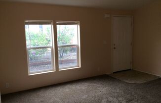 3 beds, 2 baths, $1,600, Unit # 15