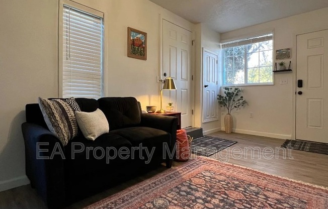 507 ALT SPRUCE ST SE