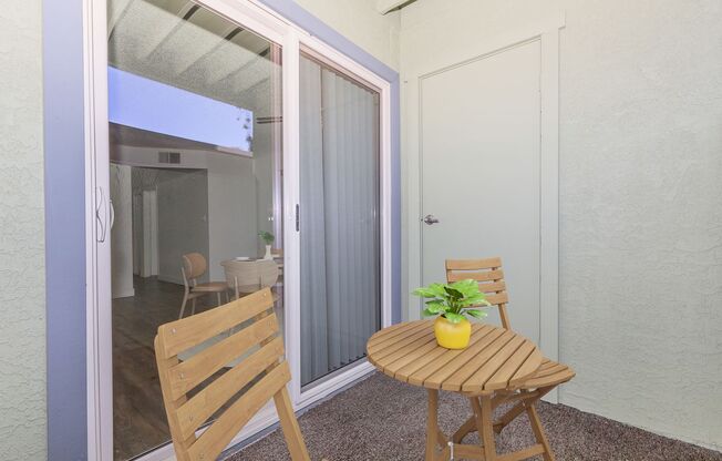 3 beds, 2 baths, 1,194 sqft, $1,750, Unit P1102