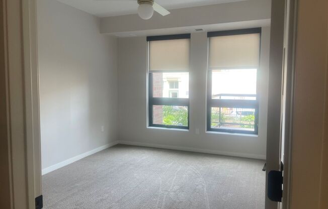 1 bed, 1 bath, 1,013 sqft, $2,995, Unit 102