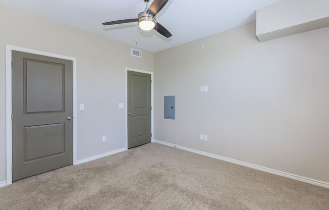 1 bed, 1 bath, 738 sqft, $1,199, Unit 214