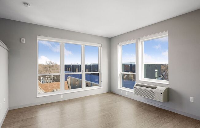 1 bed, 1 bath, 742 sqft, $1,500, Unit Unit 411