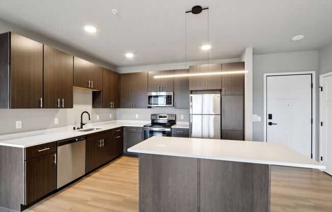 2 beds, 2 baths, 1,140 sqft, $2,255, Unit 5604-124