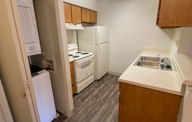 1 bed, 1 bath, 535 sqft, $799