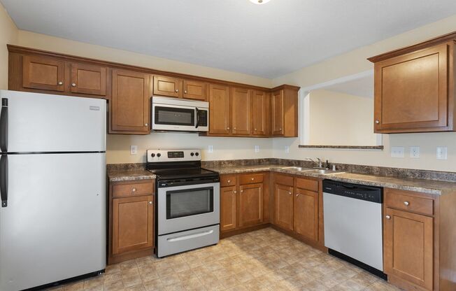 2 beds, 2.5 baths, 1,100 sqft, $1,280, Unit 1071-B Two Mile Rd.