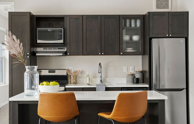 1 bed, 1 bath, 610 sqft, $1,595, Unit 410