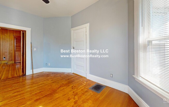 72 CLINTON ST