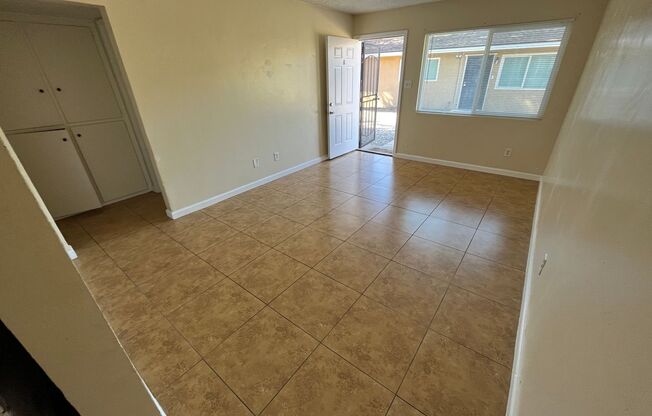 2 beds, 1 bath, $1,224, Unit 6A