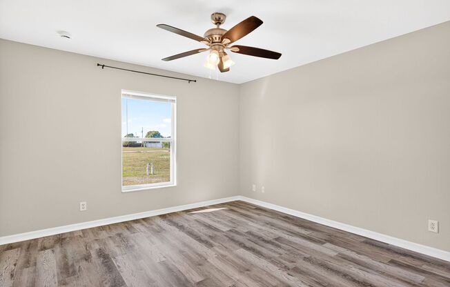 3 beds, 2 baths, $1,850