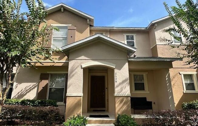 Spacious 3 Bedroom 3 Bathroom Townhome with Loft in Avalon Park