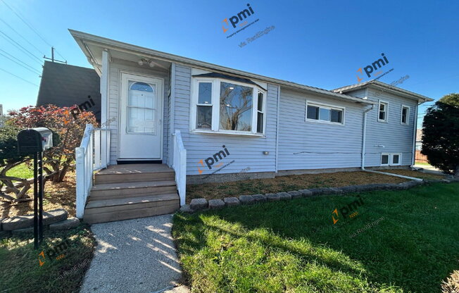 8228 KENNEDY AVE