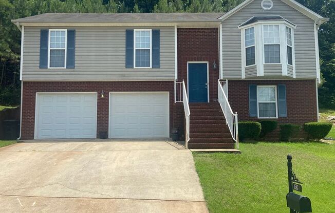 New For Rent in Grayson Valley!