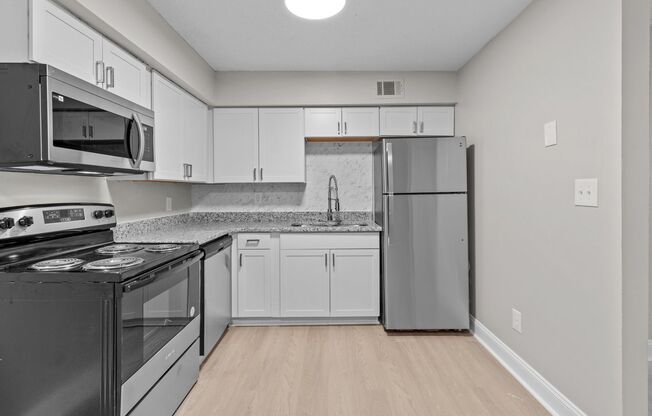 1 bed, 1 bath, 800 sqft, $899