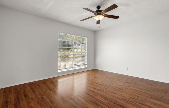 2 beds, 1.5 baths, 957 sqft, $1,497, Unit 1729E