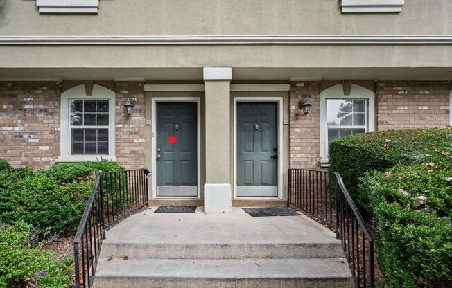 6900 ROSWELL RD